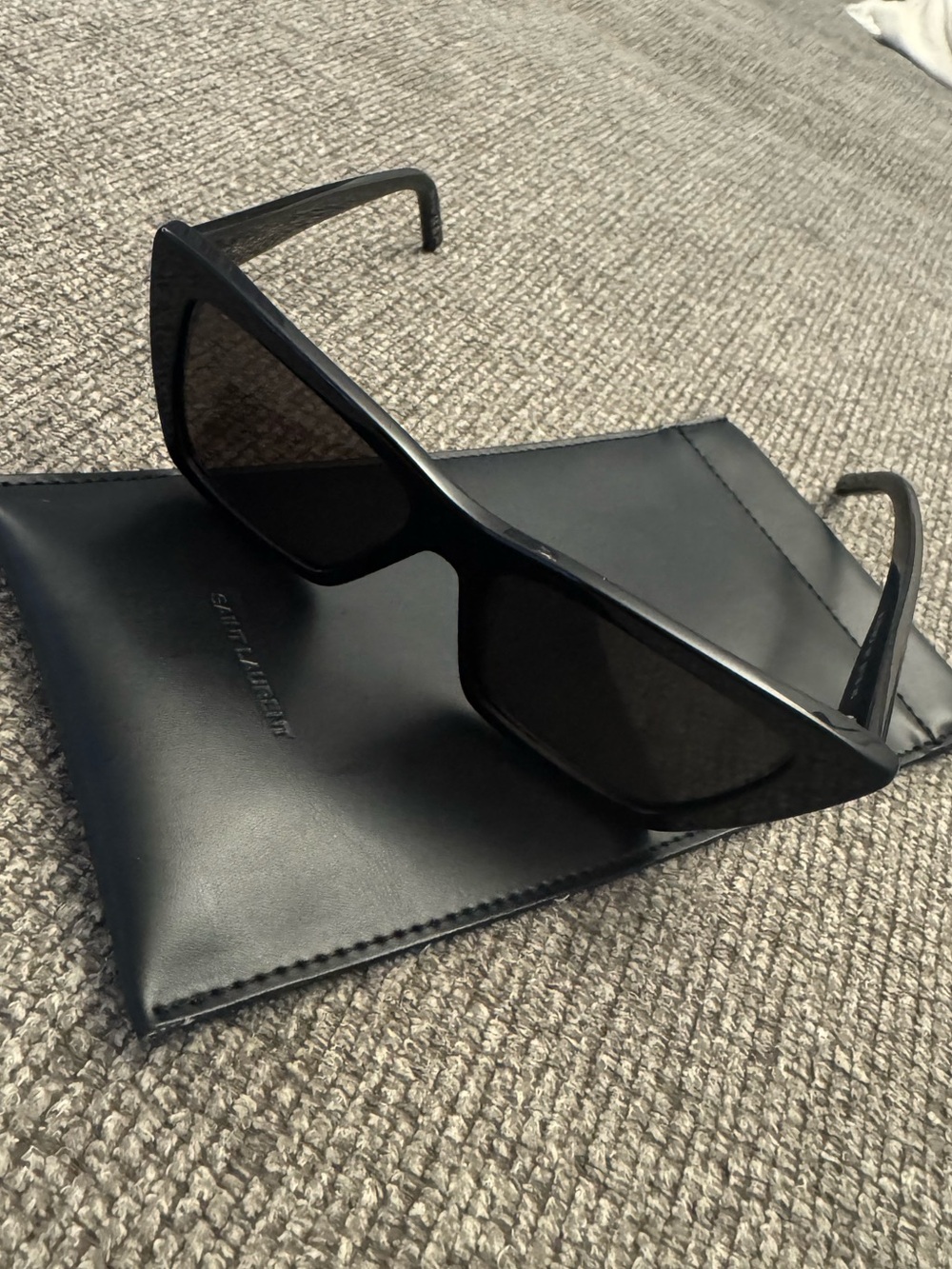 Saint Laurent SL 276 Mica | Black Cat-Eye Sunglasses - Picture 3 of 5